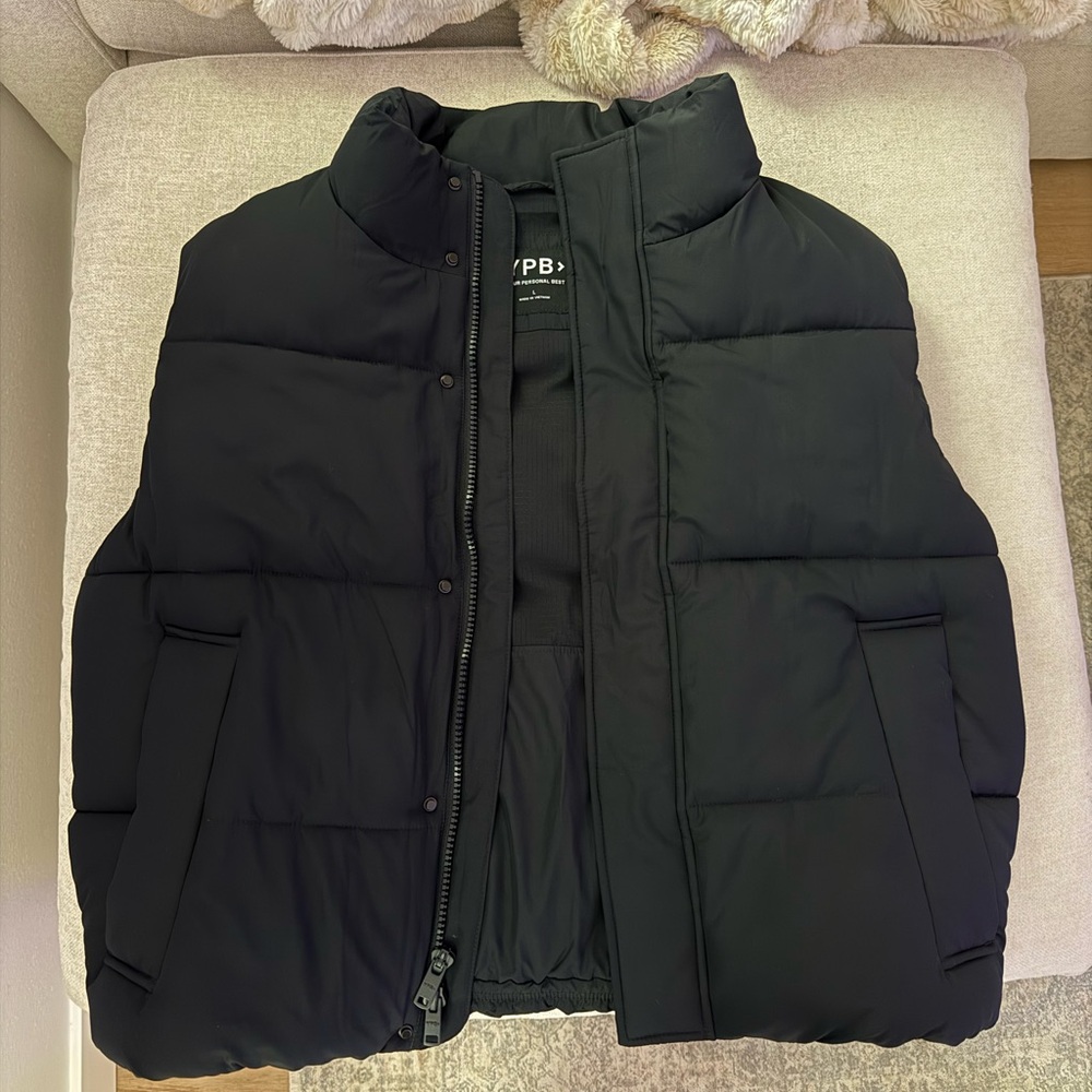 Abercrombie & Fitch Black Puffer Vest